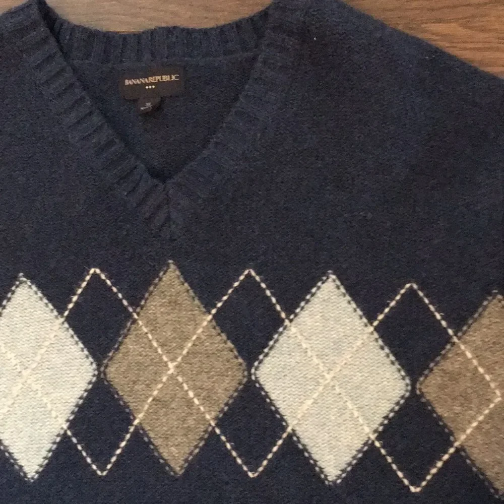 100% Lambswool North Carolina Blue Argyle Print Wool LS Sweater XL V-Neck Retro